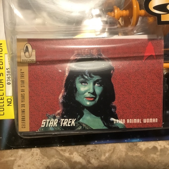 Star Trek Vina as Orion Animal Woman “THE CAGE “Collectors Edition - Picture 7 of 7